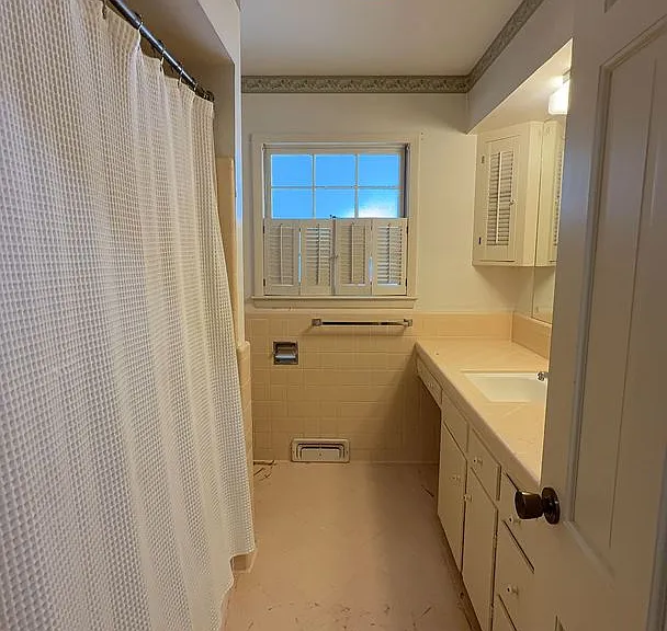 5443 S Marion Ave E — Photo 15