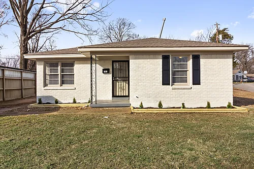 1601 Duke St Photo 1