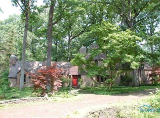 3010 Hasty Rd, Toledo, OH 43615