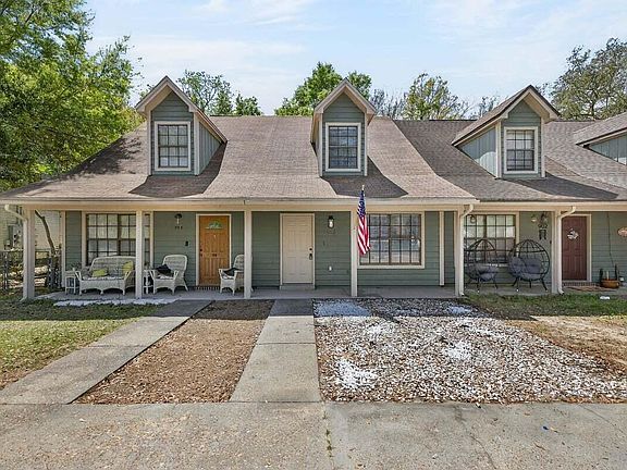 2nd image of 904 48th St #3