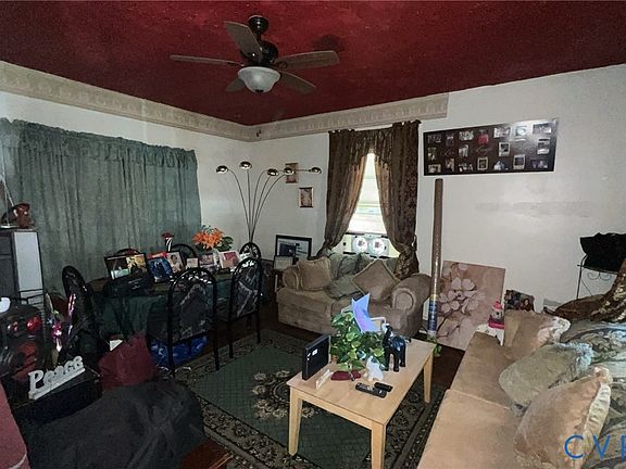 5th image of 216 S 9th Ave