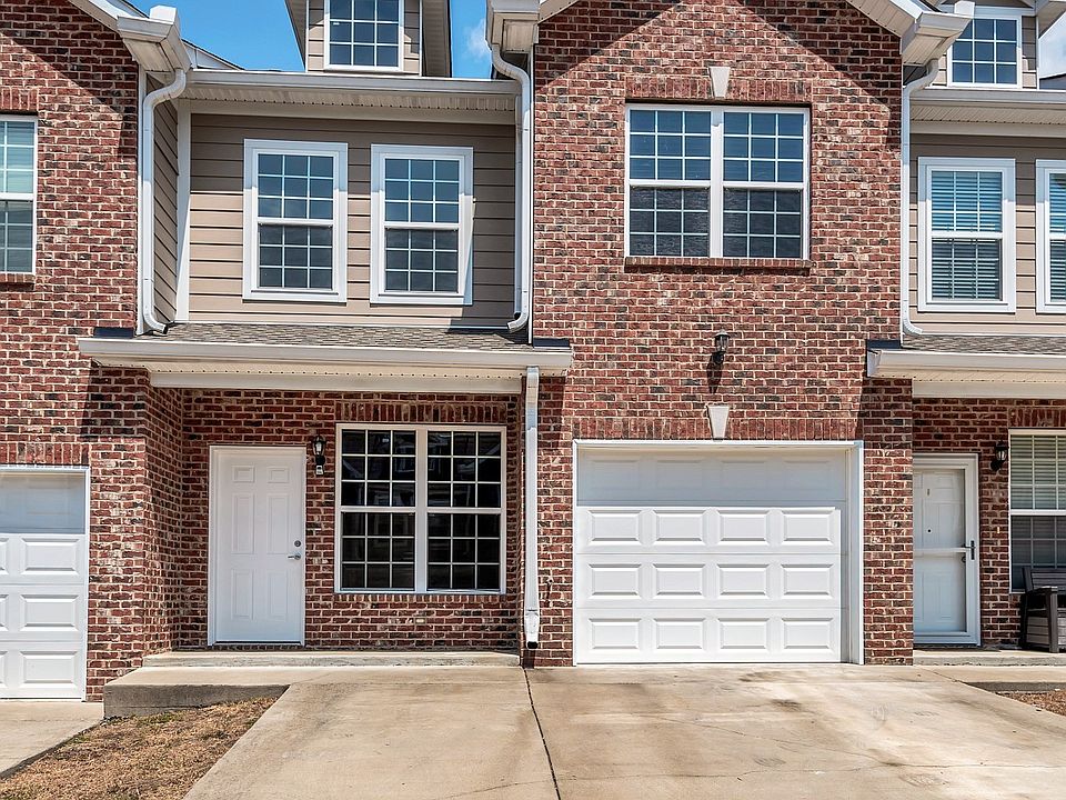 1st image of 1605 Villa Cir