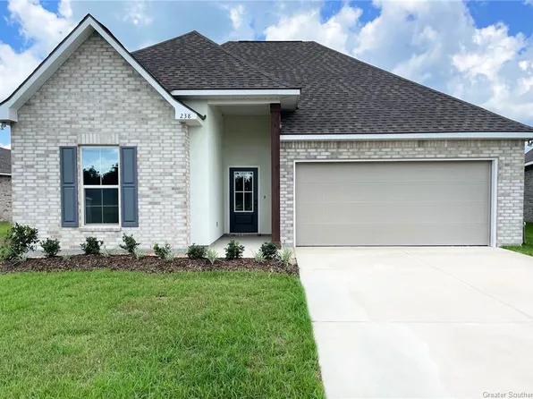 238 White Castle N, Iowa, LA 70647