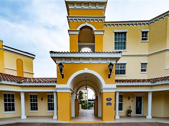 2nd image of 14021 Bellagio Way Unit 305