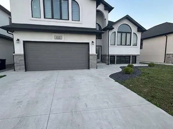 112 Kingsbridge Dr, Amherstburg, ON N9V 0G8