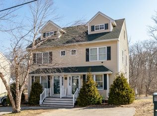 82 Felton St #B, Lowell, MA 01852