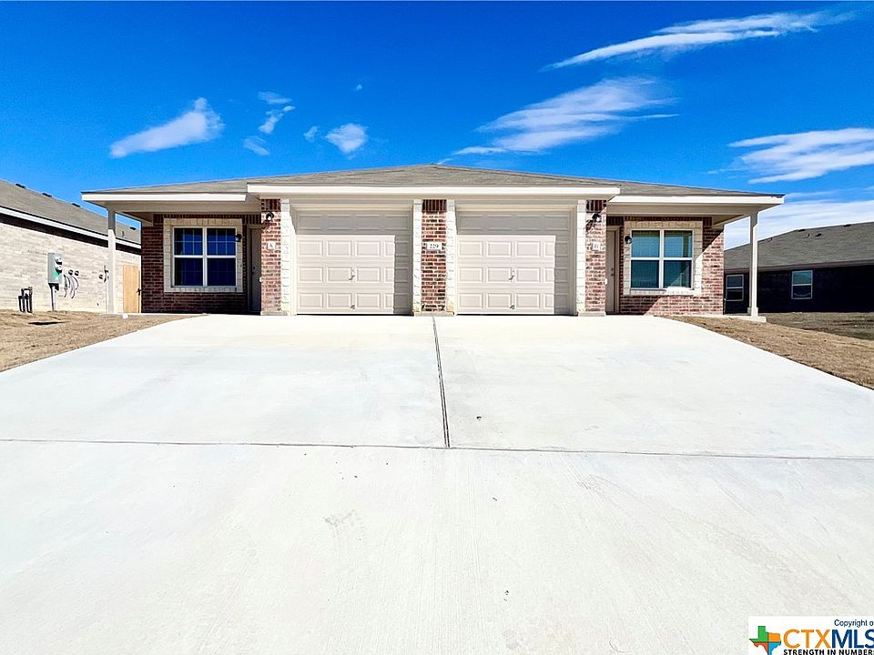 1st image of 229 Dolphin Dr
