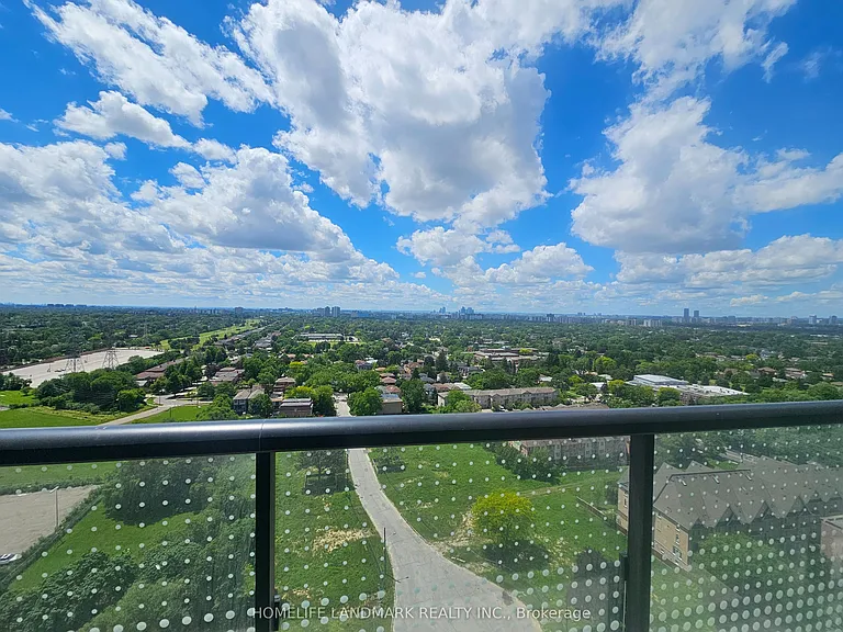 5858 Yonge St #2123 — Photo 11