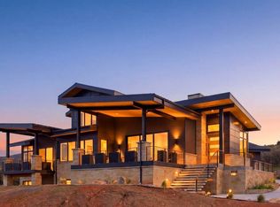 1105 E Longview Dr, Hideout, UT 84036