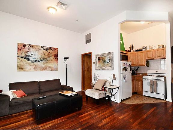 3rd image of 125 Orchard St #5B