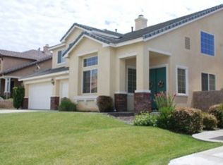35410 Date Palm St, Winchester, CA 92596