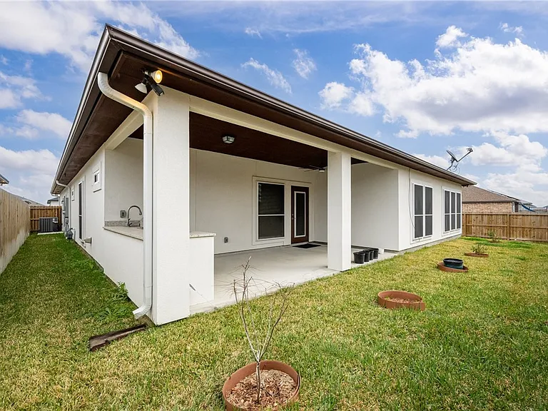 7813 Iron Man Dr — Photo 27