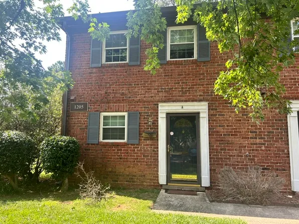 1205 Manassas Ct APT A, Raleigh, NC 27609