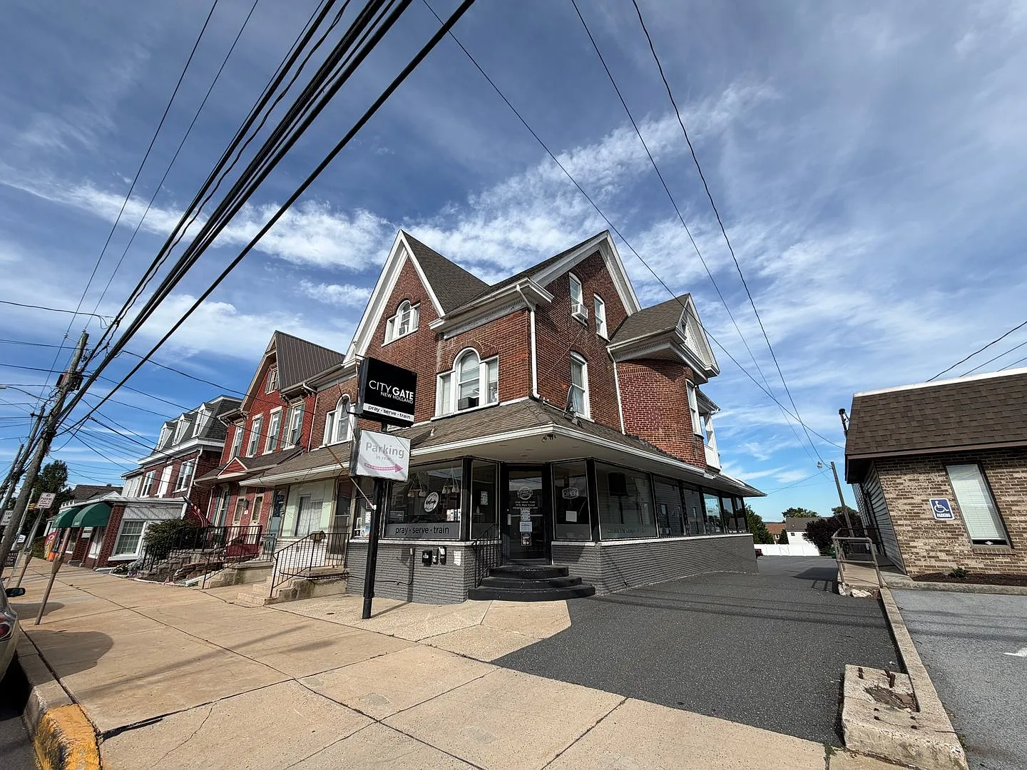117 East Main Street — Photo 1