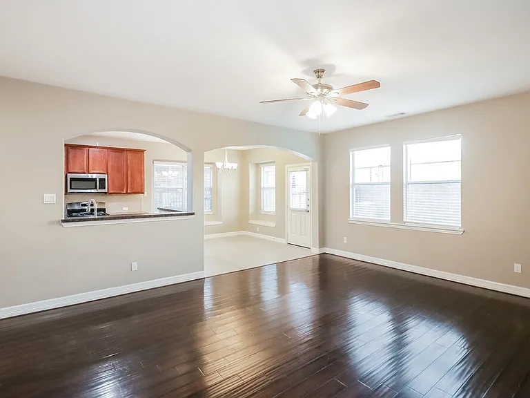 8414 Parapet Pl — Photo 6