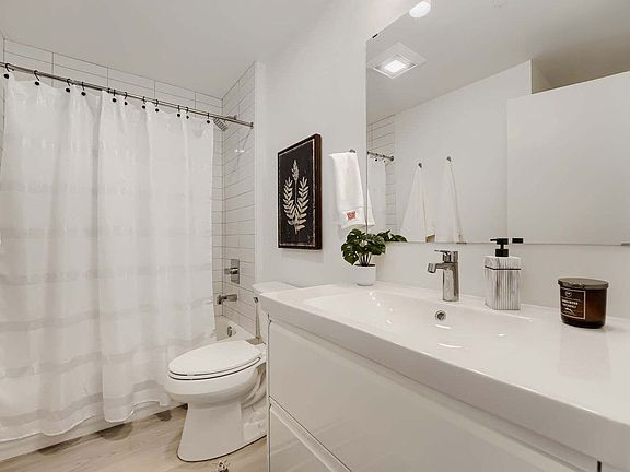 2nd image of 3320 Claremont Ave S #3555c08c3