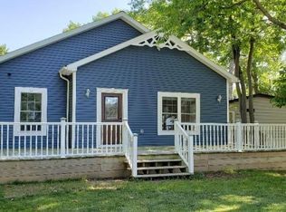 3163 Shore Dr, Port Austin, MI 48467