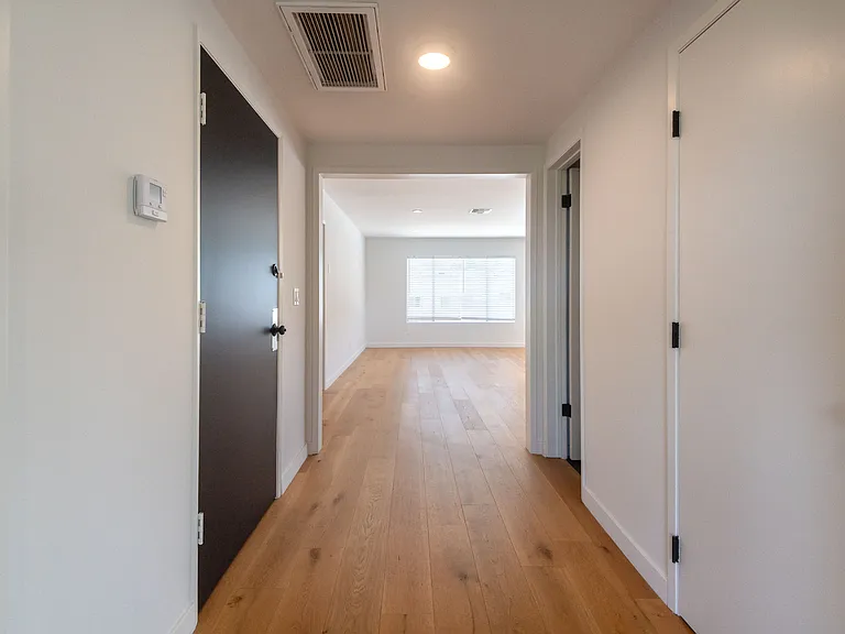 5935 Chula Vista Way #PENTHOUSE — Photo 21