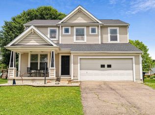 362 W Hunters Dr, Newark, OH 43055