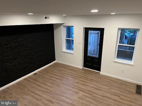 3rd image of 5813 N 7th St