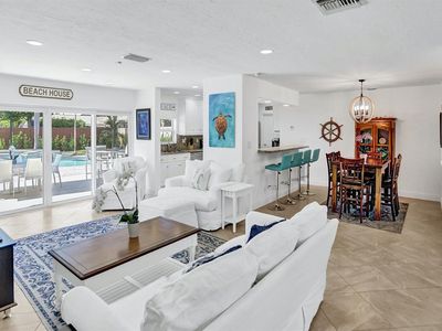 70 SE 10th St, Pompano Beach, FL, 33060