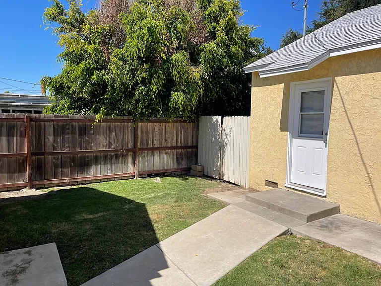2207 Euclid Ave — Photo 27