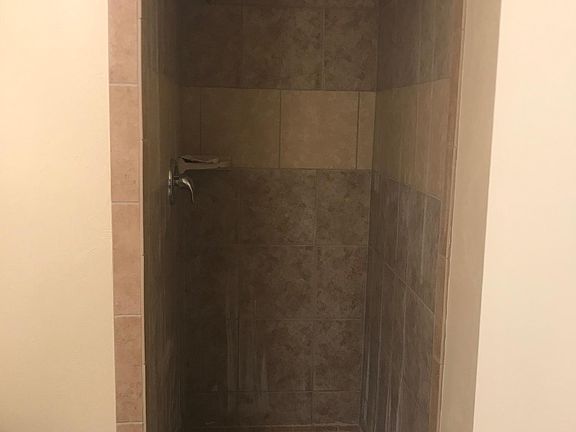 3rd image of 1858 Nicklaus Ct APT A
