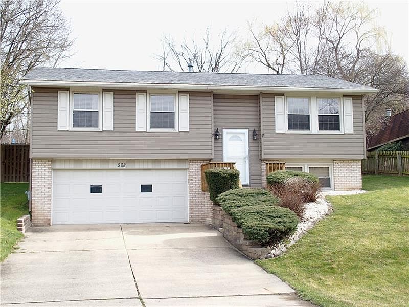 1st image of 568 Shumaker Dr