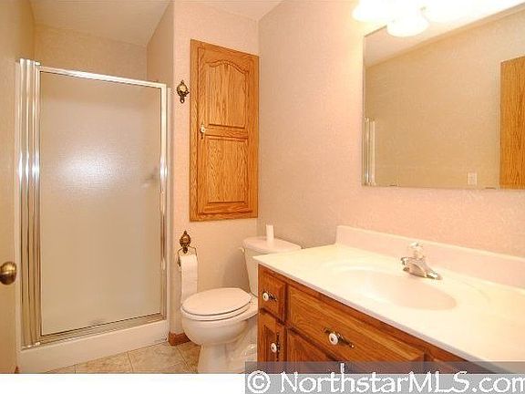 4th image of 913 Prairie Oak Dr