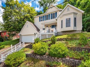 17 Karen Ln, Morgantown, WV 26501