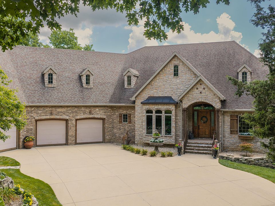 1st image of 1806 S Farm Road 205