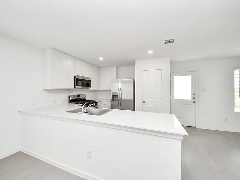 31422 Casacalenda Ln — Photo 9