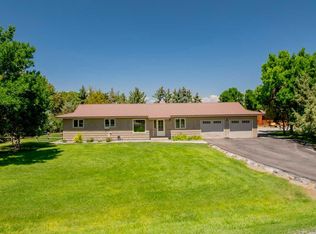 31 McCullough Rd, Cody, WY 82414