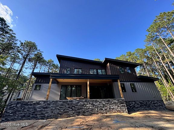 2nd image of 239 Hill Road