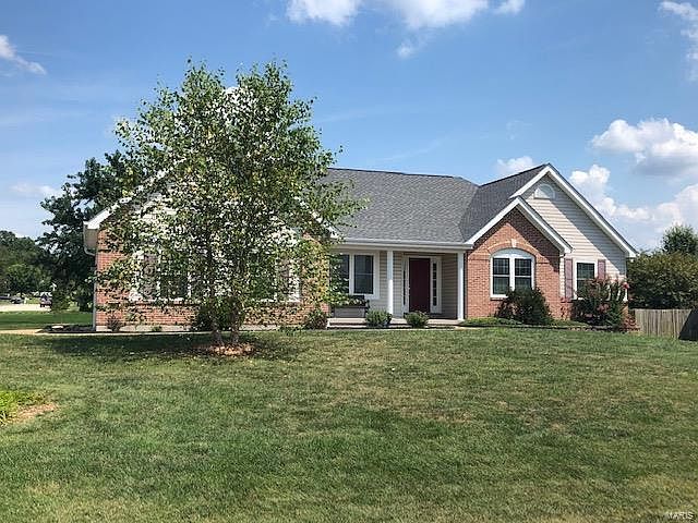2nd image of 206 Pinehurst Ln