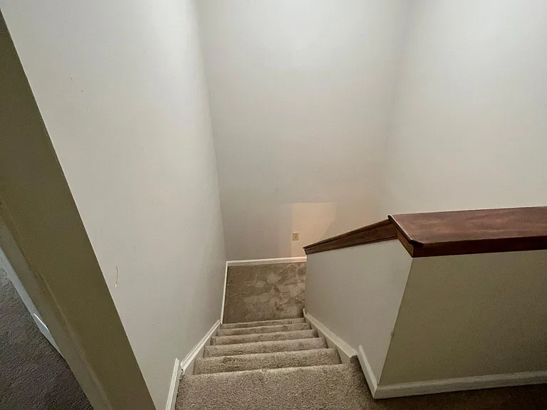20 Stadium Cir #1 — Photo 12