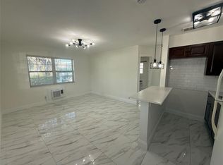 421 NE 11th St #1, Fort Lauderdale, FL 33304