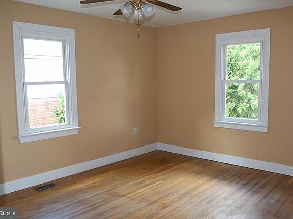 4th image of 1103 Church St