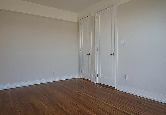 4th image of 711 Ocean Ave #570