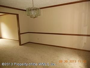 4th image of 2813 Linden Ln