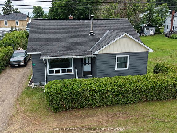 3rd image of 65 Inglis St
