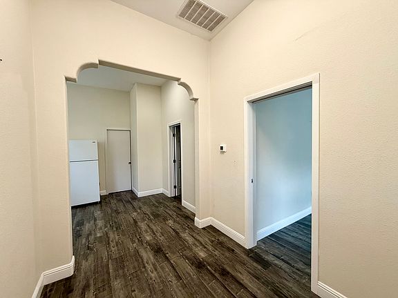 5th image of 42 Union St #1