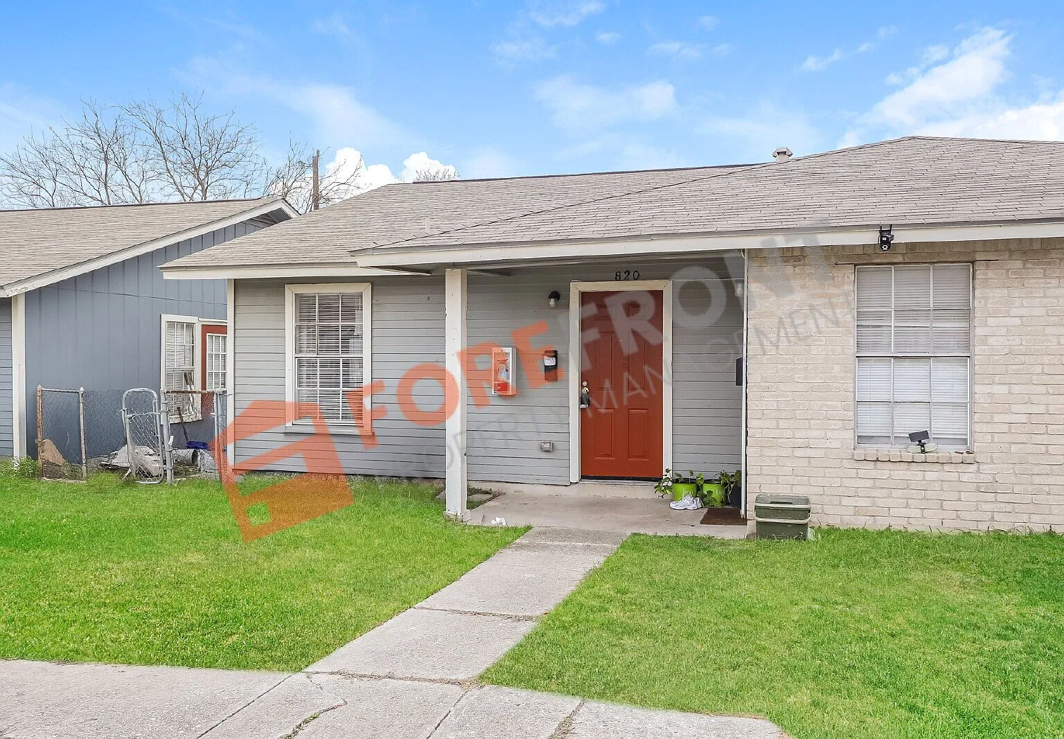 820 West Olmos Drive — Photo 1