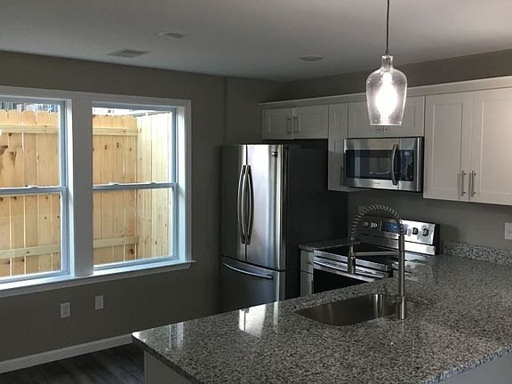 2nd image of 613 Brister St #D