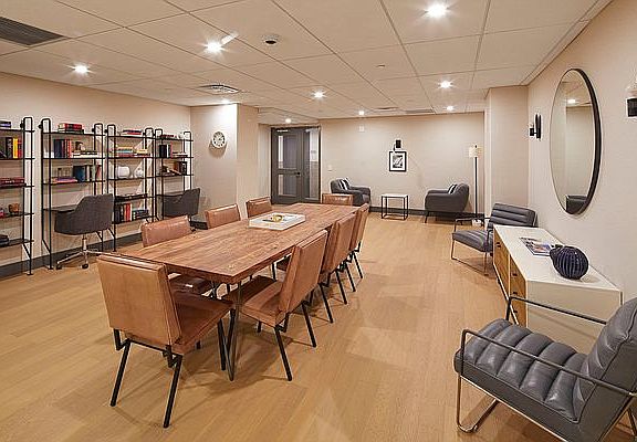3rd image of 150 E 34th St APT 505