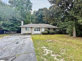 7019 S Sweetwater Rd, Lithia Springs, GA 30122