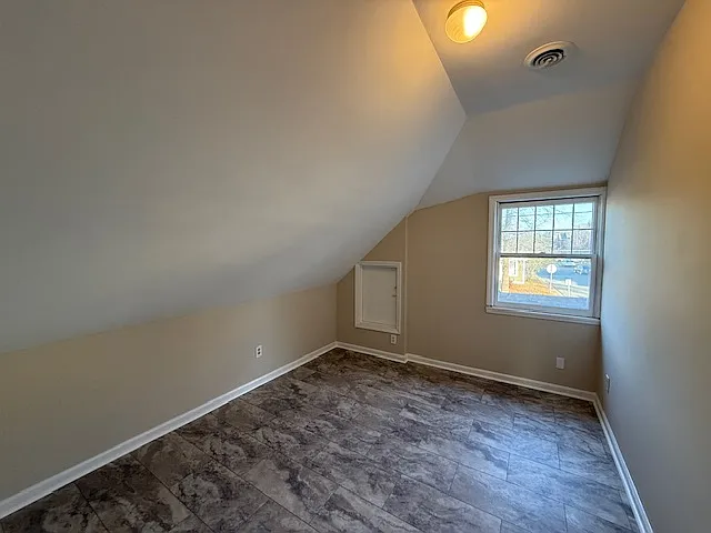 614 S Mendenhall St #C — Photo 8