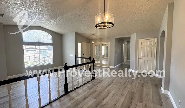 13858 Rincon Rd — Photo 4