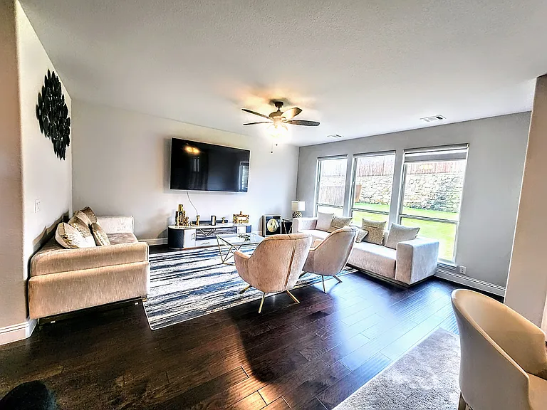 1024 Timber Ridge Dr — Photo 9