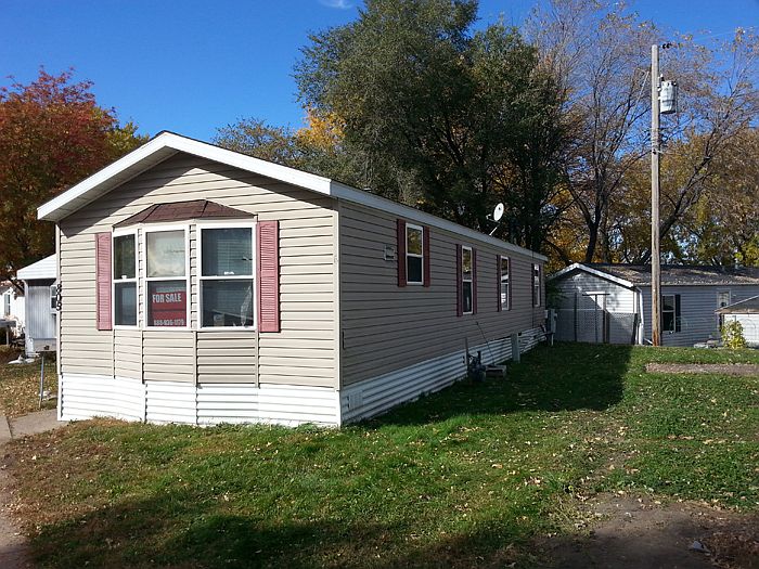 1st image of 805 47th Ave NE
